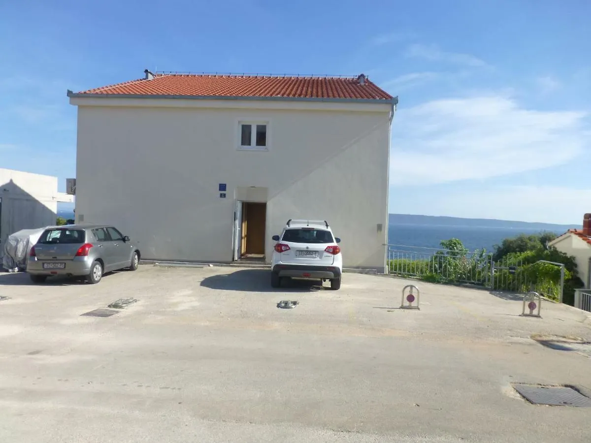 Apartment Exclusive Suite Luky On 75 Sqm, Only 50 M To The Beach Trogir