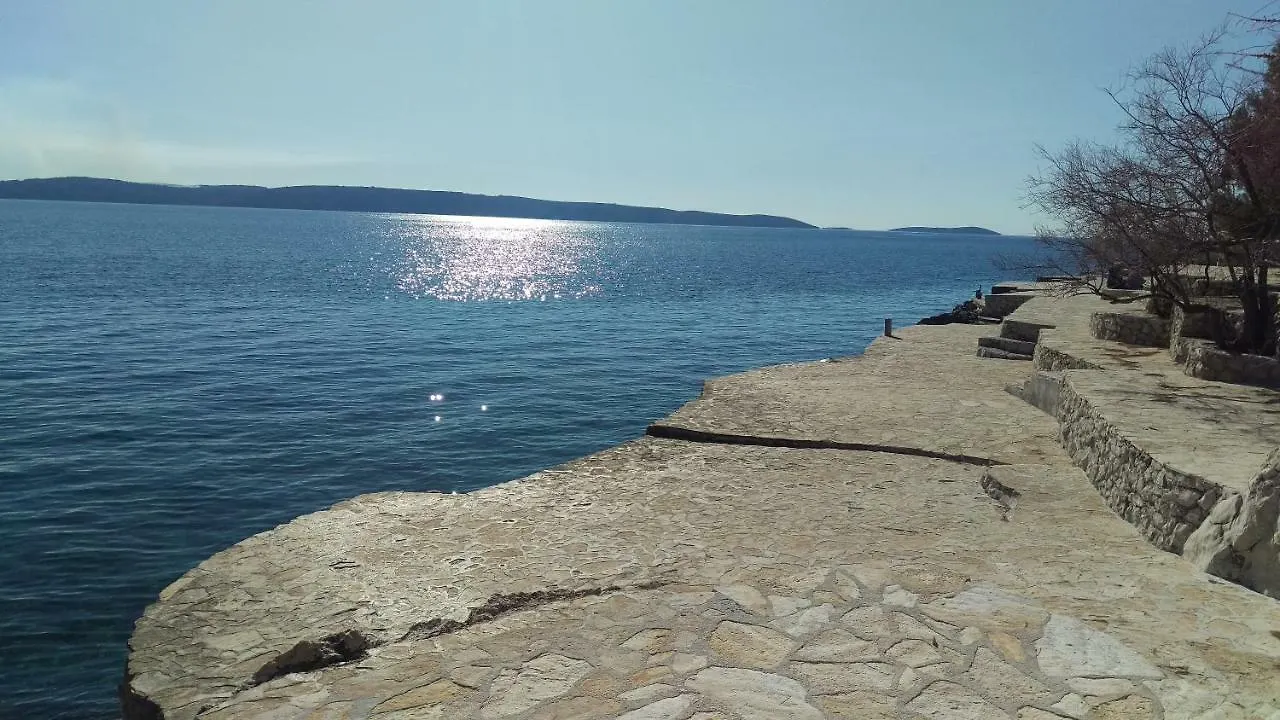 Exclusive Suite Luky On 75 Sqm, Only 50 M To The Beach Trogir